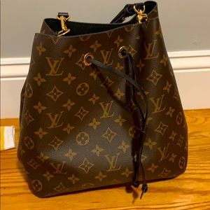 LV NeoNoe Monogram